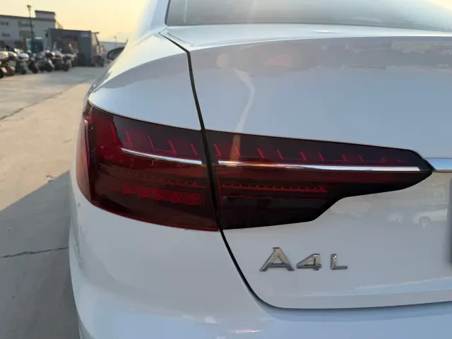 Audi A4L — Фото автомобиля 19