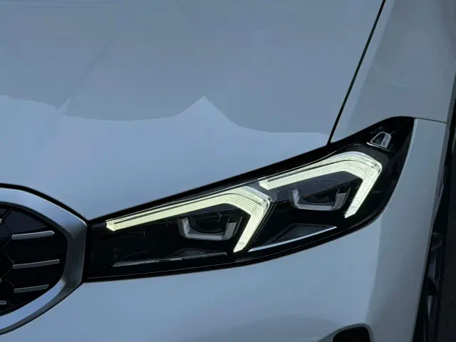 BMW 3 Series — Фото автомобиля 11