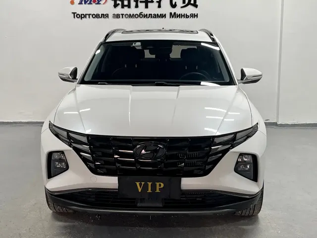 Hyundai Tucson — Фото автомобиля 2