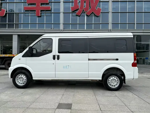 Dongfeng Xiaokang EC36 — Фото автомобиля 5