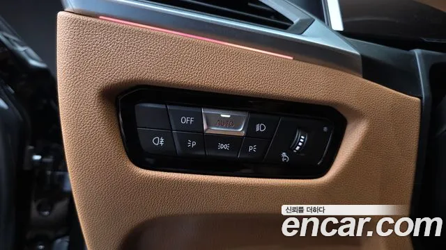 BMW 3-Series 3 серия (G20) 320i M Sport — Фото автомобиля 16