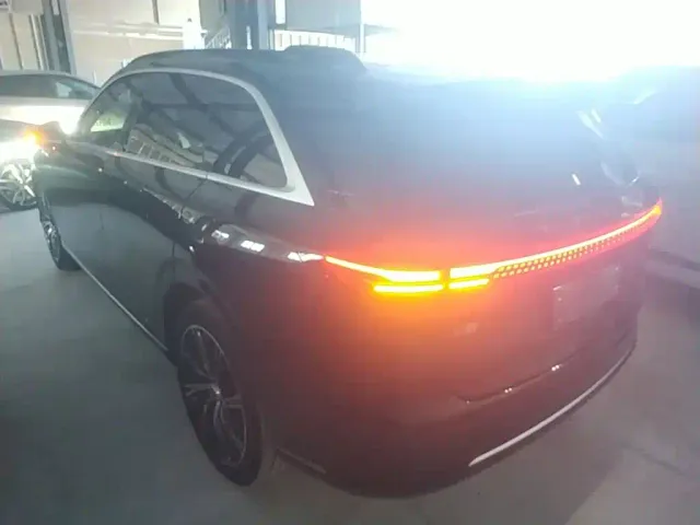 Xpeng G9 — Фото автомобиля 4