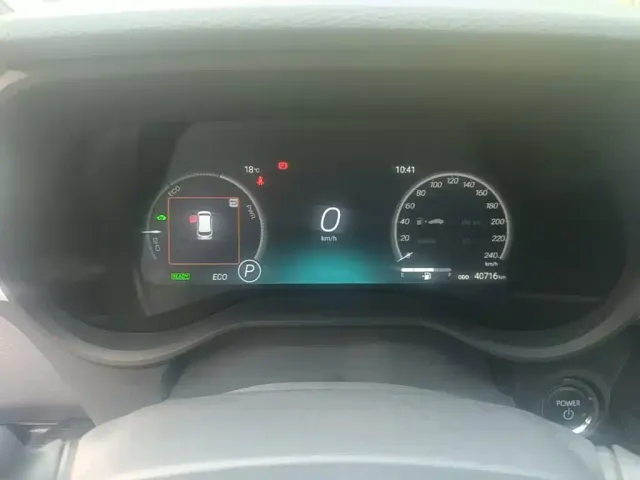 Toyota Granvia — Фото автомобиля 11