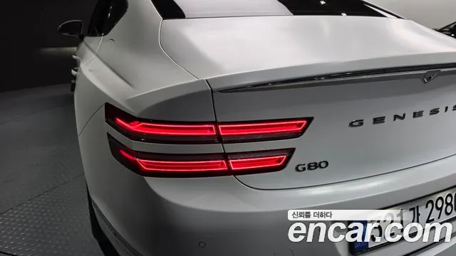 Genesis G80 Бензин 2.5 турбо AWD — Фото автомобиля 22