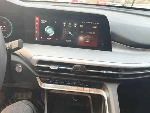 Changan Changan CS35 PLUS 2022 Blue Whale NE 1.4T DCT Luxury — Фото автомобиля 12