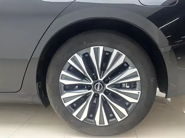 Nissan Teana — Фото автомобиля 9