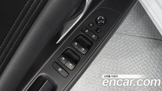 Hyundai Avante CN7 — Фото автомобиля 12