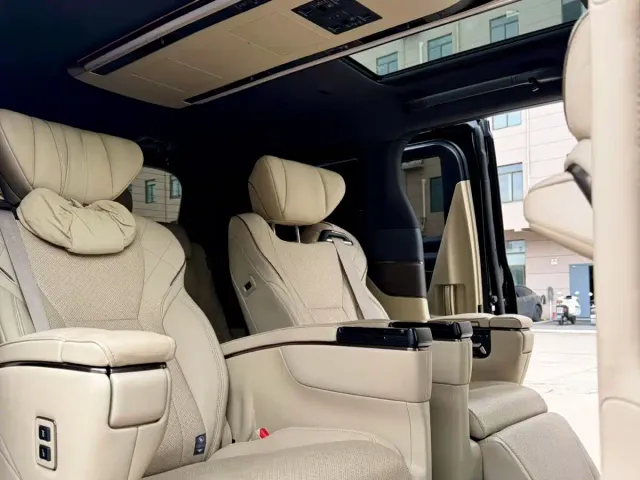 Toyota Vellfire — Фото автомобиля 6