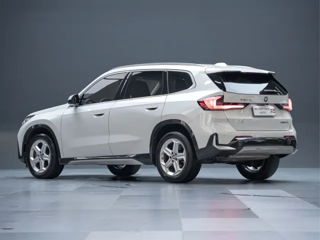 BMW X1 — Фото автомобиля 6