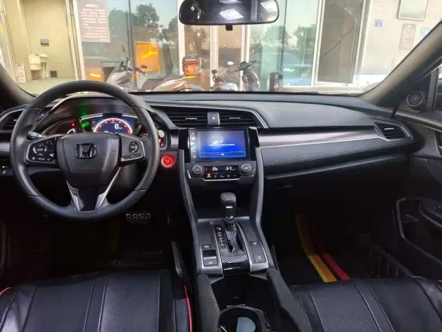 Honda Civic — Фото автомобиля 8