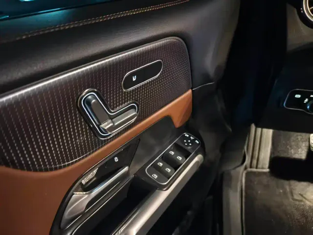 Mercedes-Benz GLB-Class — Фото автомобиля 4