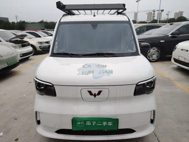 Wuling Zhiguang NEV — Фото автомобиля 2