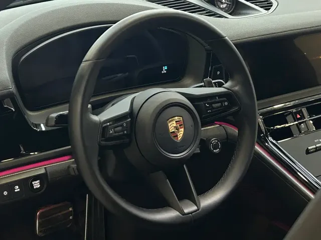 Porsche Panamera — Фото автомобиля 7