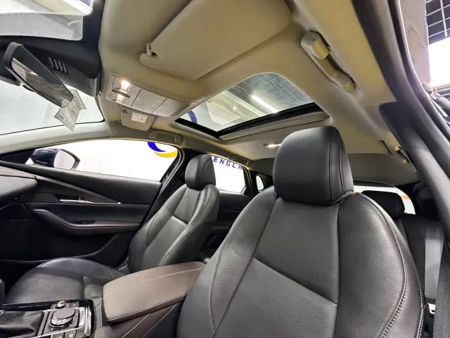 Mazda CX-30 — Фото автомобиля 19
