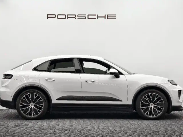 Porsche Macan EV — Фото автомобиля 4