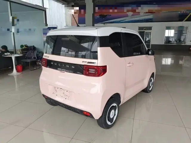 Wuling Hongguang Mini EV — Фото автомобиля 6
