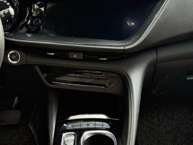 Buick Envision Plus — Фото автомобиля 19