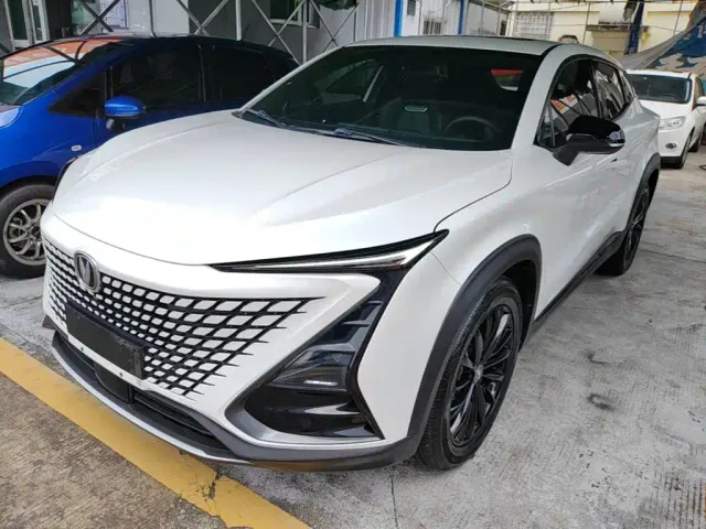 Фотография автомобиля — Changan UNI-T