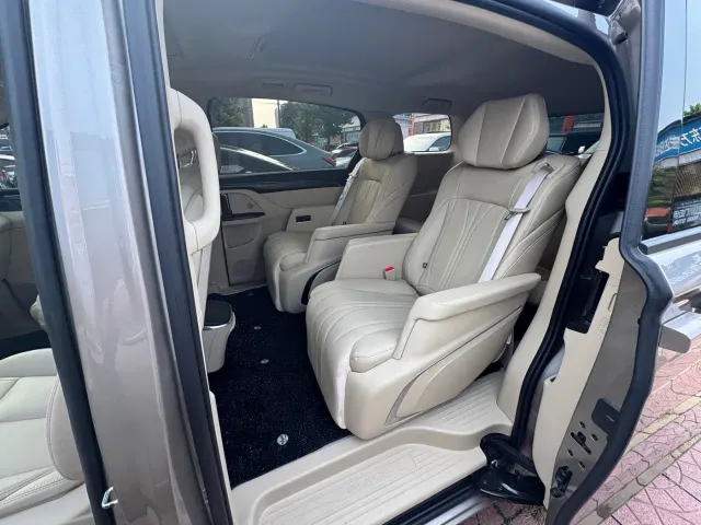 Buick Buick GL8 2023 ES Landmaster Exclusive — Фото автомобиля 16
