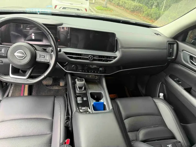 Nissan Terra — Фото автомобиля 5