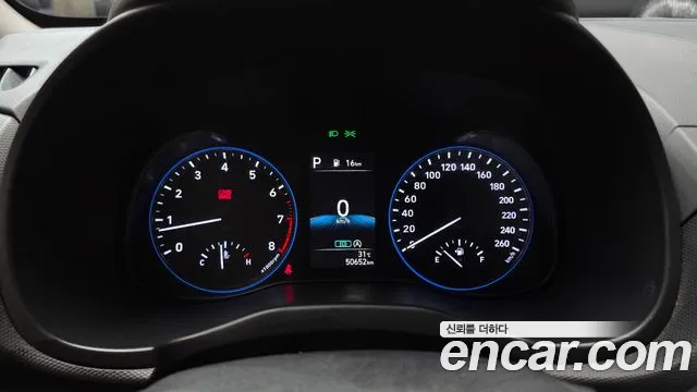 Hyundai Kona Kona (New) — Фото автомобиля 8