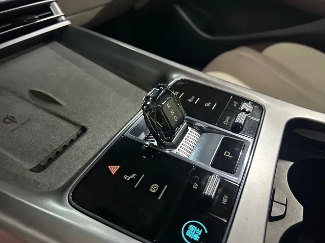 BYD Seal — Фото автомобиля 15