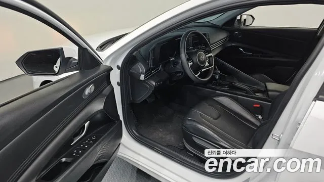 Hyundai AVANTE — Фото автомобиля 10
