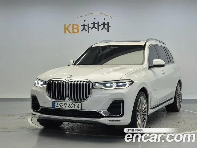 Фотография автомобиля — BMW X7 G07