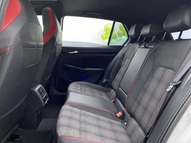 Volkswagen Golf GTI — Фото автомобиля 30