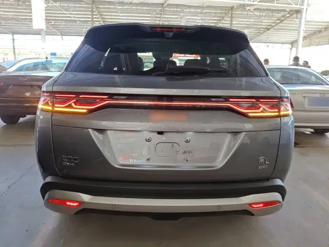 BYD Song L DM-i — Фото автомобиля 3
