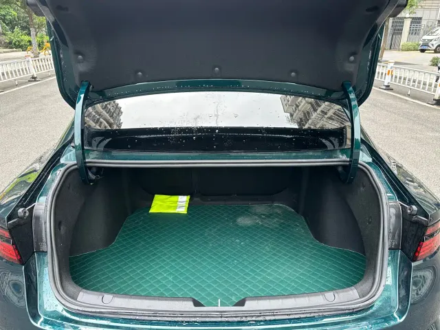 Geely Xingrui — Фото автомобиля 11