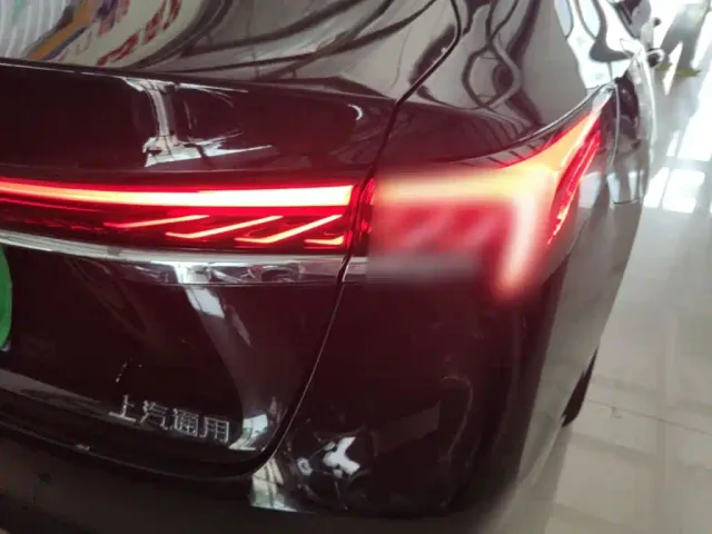 Buick LaCrosse — Фото автомобиля 7