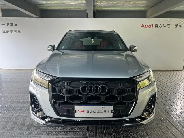 Audi SQ7 — Фото автомобиля 2