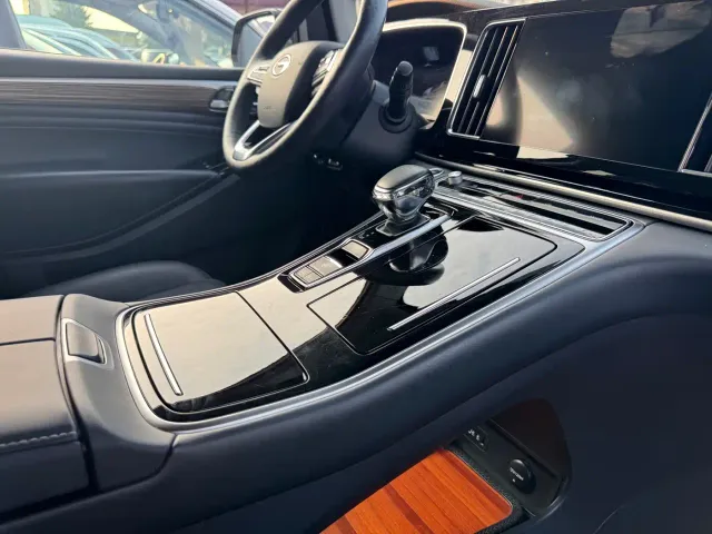 GAC Trumpchi M8 — Фото автомобиля 20