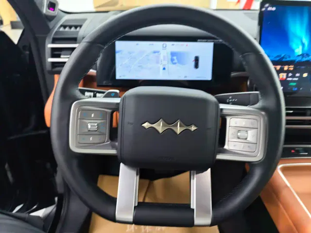 BYD FangChengBao Titanium 7 — Фото автомобиля 12