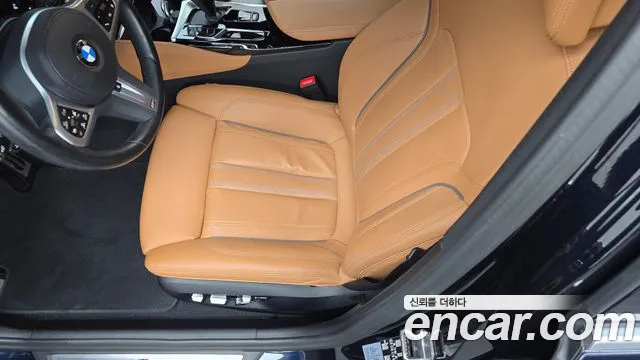 BMW 5 Series G30 — Фото автомобиля 24