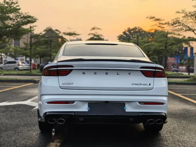 Geely Xingrui — Фото автомобиля 12