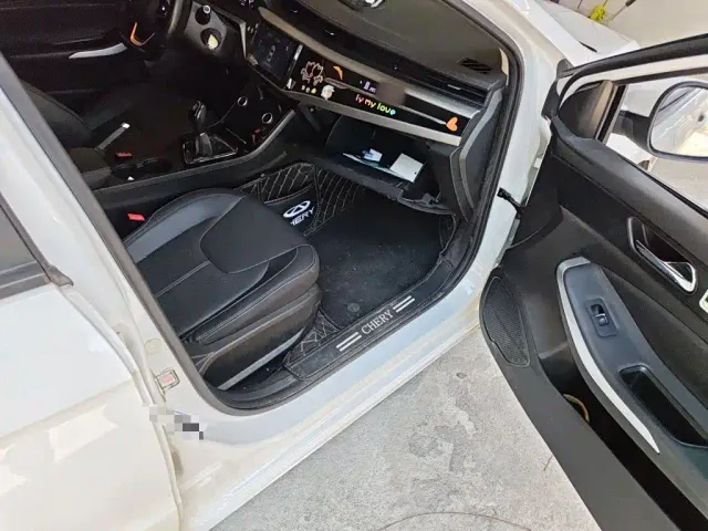 Chery Arrizo 5 — Фото автомобиля 17