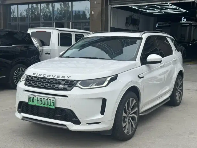 Фотография автомобиля — Land Rover Discovery Sport