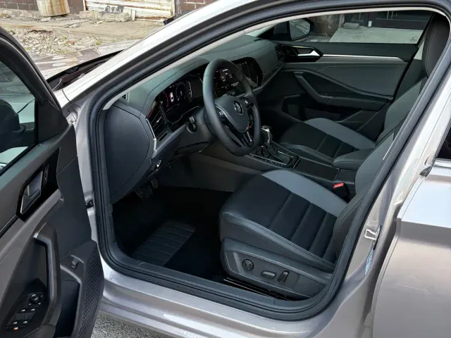 Volkswagen Sagitar — Фото автомобиля 7