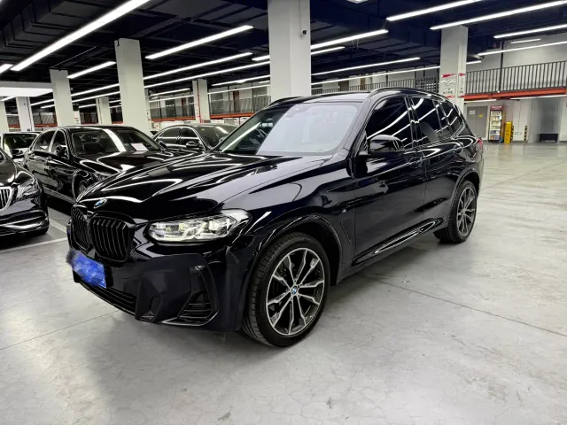 Фотография автомобиля — BMW X3