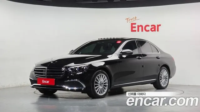 Фотография автомобиля — Mercedes-Benz E-Class W213
