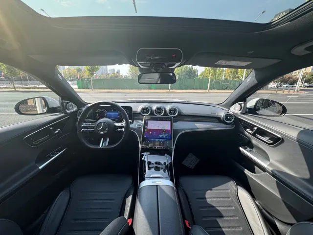 Mercedes-Benz C-Class — Фото автомобиля 11