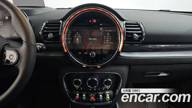 MINI Clubman — Фото автомобиля 12
