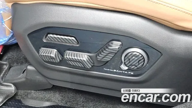 Hyundai Santafe Santa Fe (MX5) Бензин 2.5T 2WD — Фото автомобиля 17
