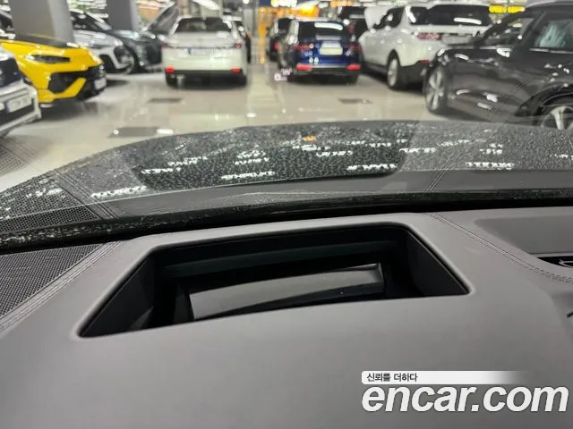 Audi Q8 50 TDI quattro Premium — Фото автомобиля 11