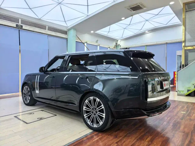 Land Rover Range Rover — Фото автомобиля 22
