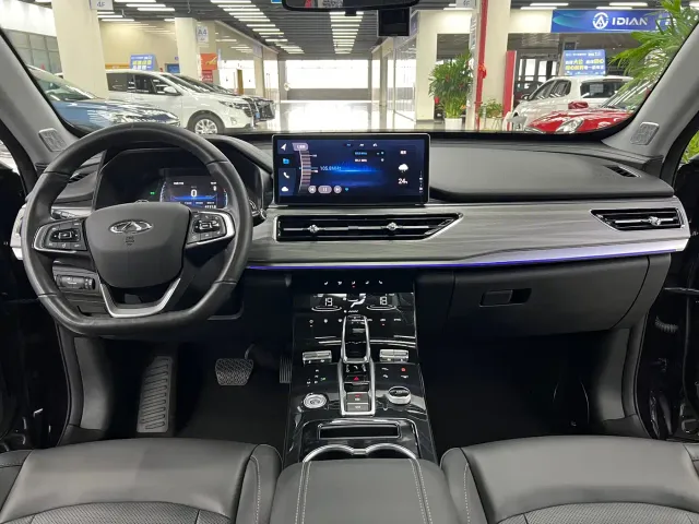 Chery Tiggo 8 — Фото автомобиля 5