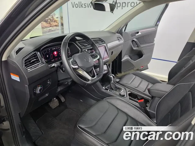 Volkswagen Tiguan — Фото автомобиля 4