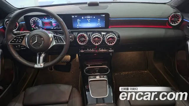 Mercedes-Benz A-Class W177 — Фото автомобиля 7